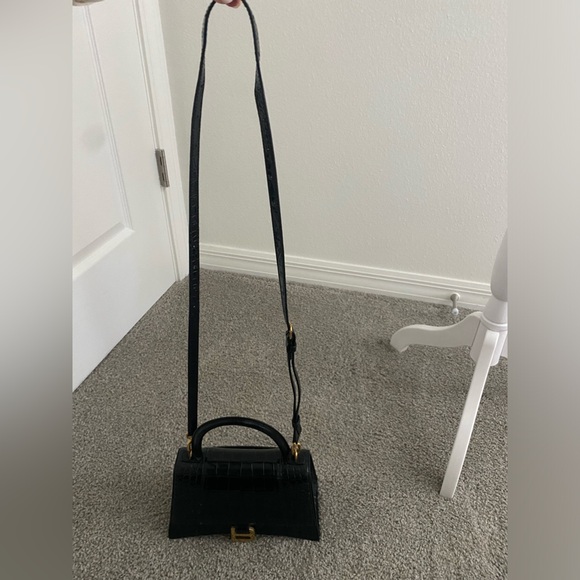 Balenciaga Hourglass Small Croc-Embossed Black - Picture 13 of 17